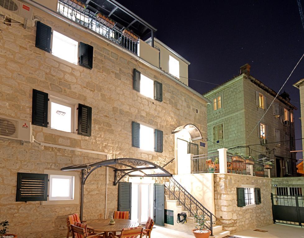 Apartments And Rooms Villa Erede Сплит Екстериор снимка