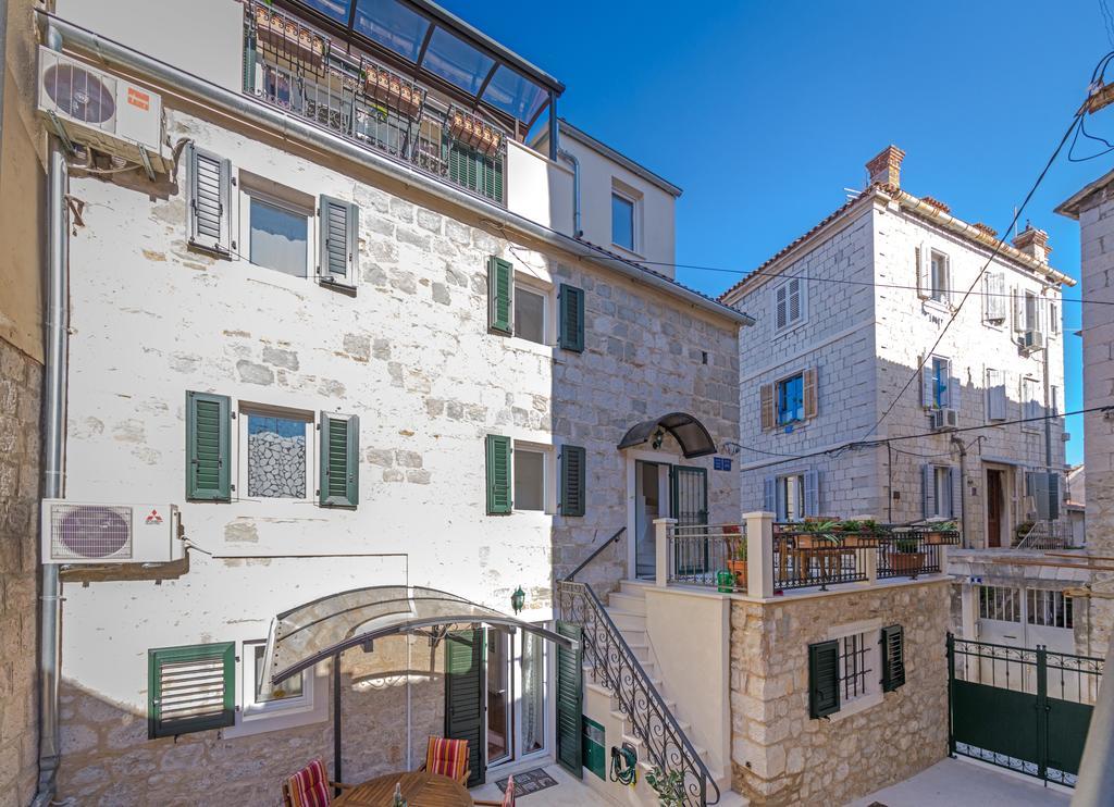 Apartments And Rooms Villa Erede Сплит Екстериор снимка
