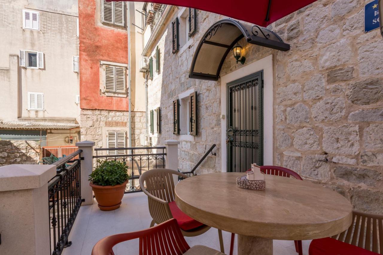 Apartments And Rooms Villa Erede Сплит Екстериор снимка