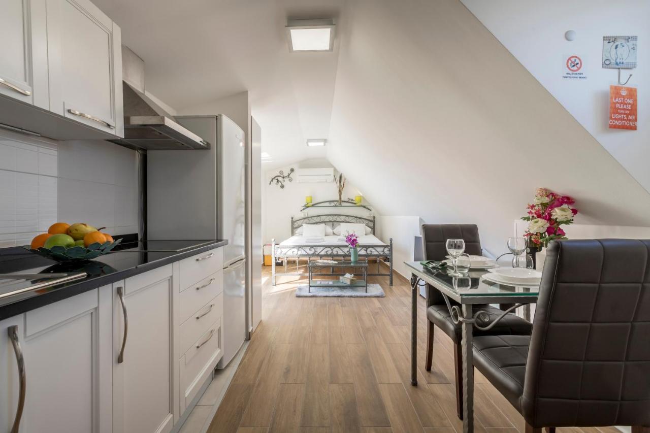 Apartments And Rooms Villa Erede Сплит Екстериор снимка