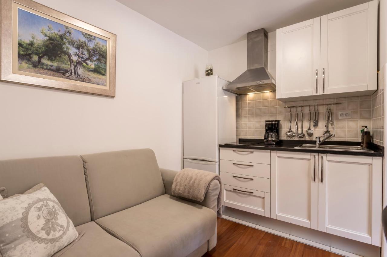 Apartments And Rooms Villa Erede Сплит Екстериор снимка