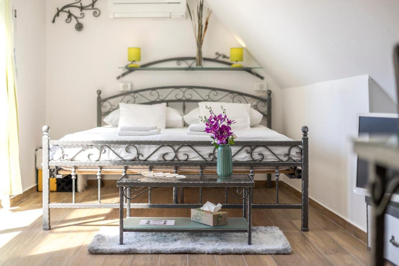 Apartments And Rooms Villa Erede Сплит Екстериор снимка