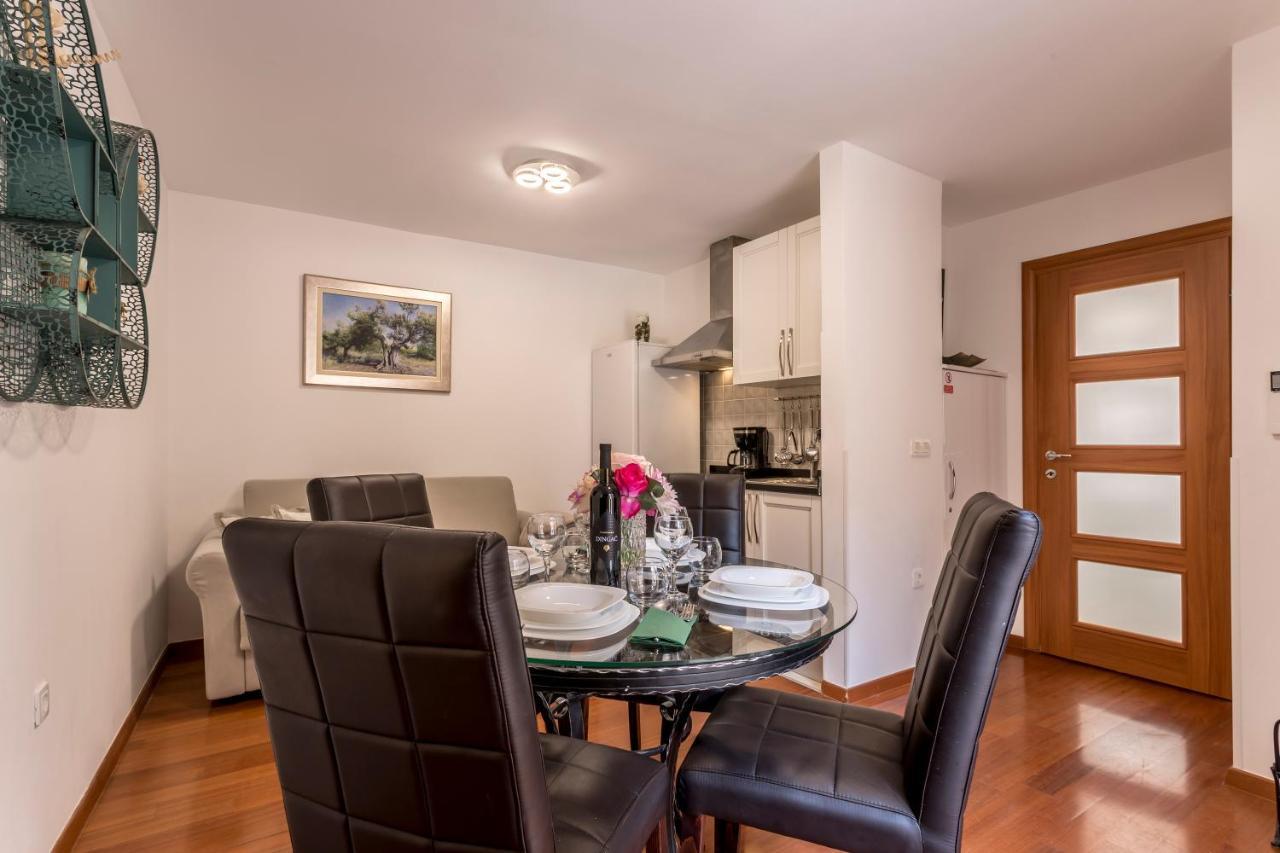Apartments And Rooms Villa Erede Сплит Екстериор снимка