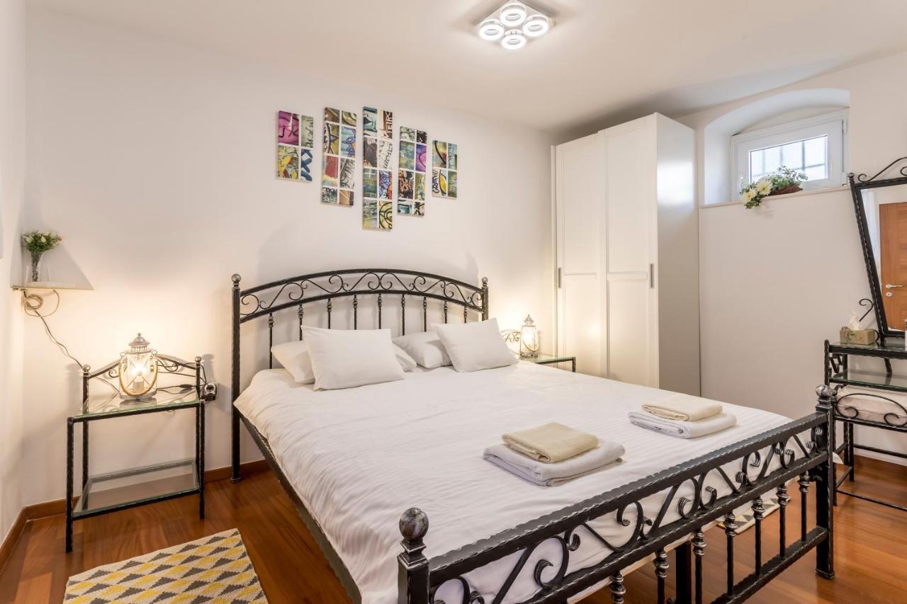Apartments And Rooms Villa Erede Сплит Екстериор снимка
